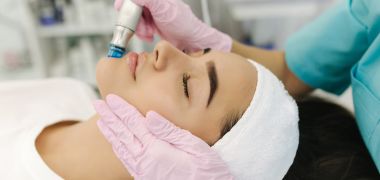 Hydra Facial